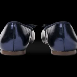 Ballerina's NAVY