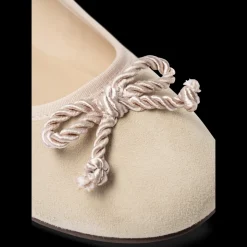 Ballerina's NUDE