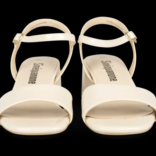 Sandalen BEIGE
