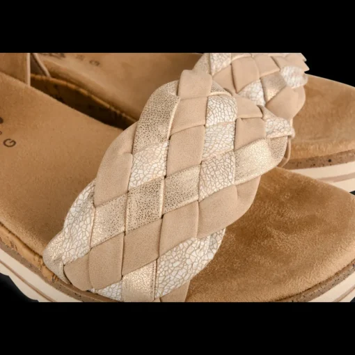 Sandalen BEIGE