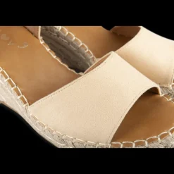 Sandalen BEIGE