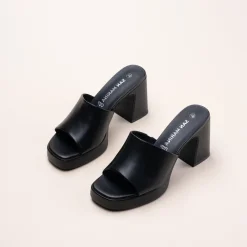 Slippers ZWART