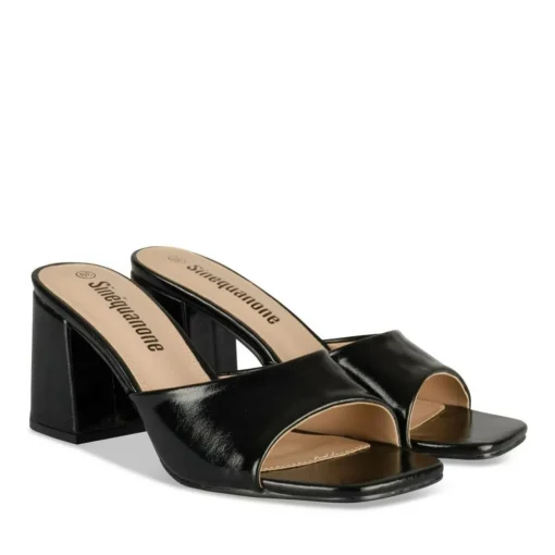 Slippers ZWART