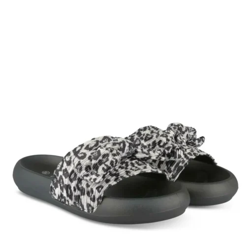 Slippers ZWART