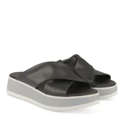 Slippers ZWART