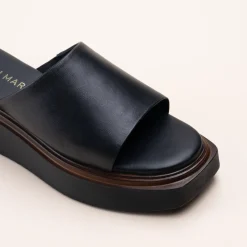 Slippers ZWART