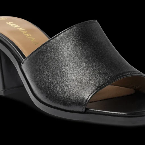 Slippers ZWART