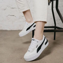 Sneakers Carina Lift WIT PUMA