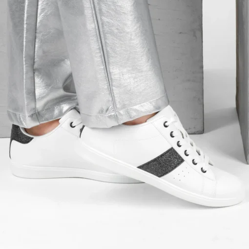 Sneakers WIT