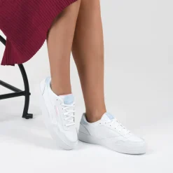 Sneakers WIT REEBOK Court Advance Bold