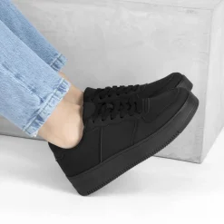Sneakers ZWART