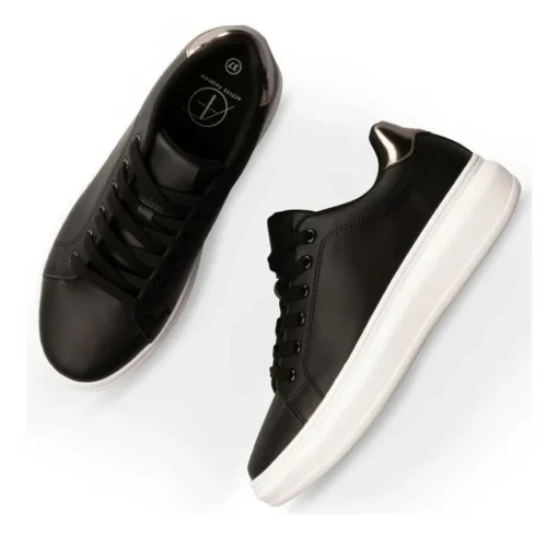 Sneakers ZWART