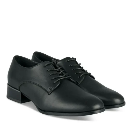 Veterschoenen ZWART
