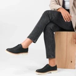 Veterschoenen ZWART