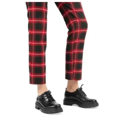 Veterschoenen ZWART
